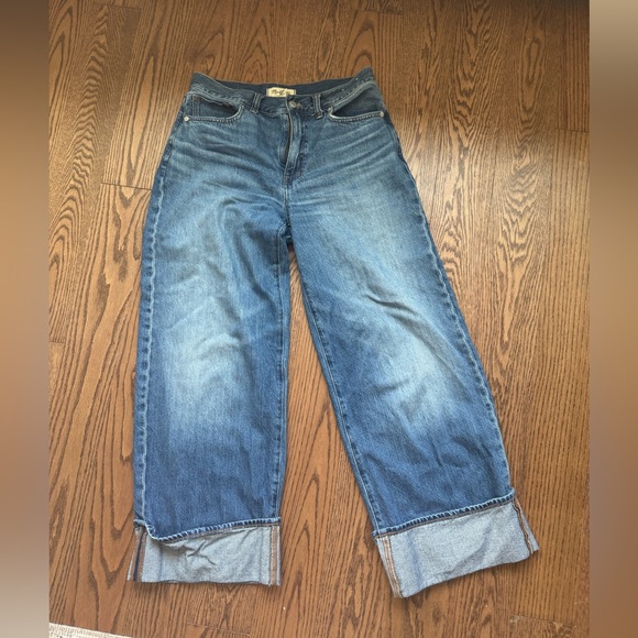 Madewell Superwide-Leg Jeans in Fannin Wash (28) - Picture 4 of 7